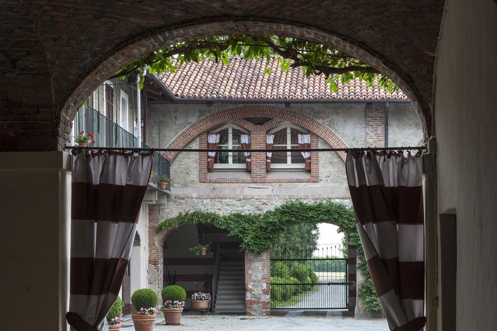 Agriturismo Il Torrione Pinerolo Zewnętrze zdjęcie